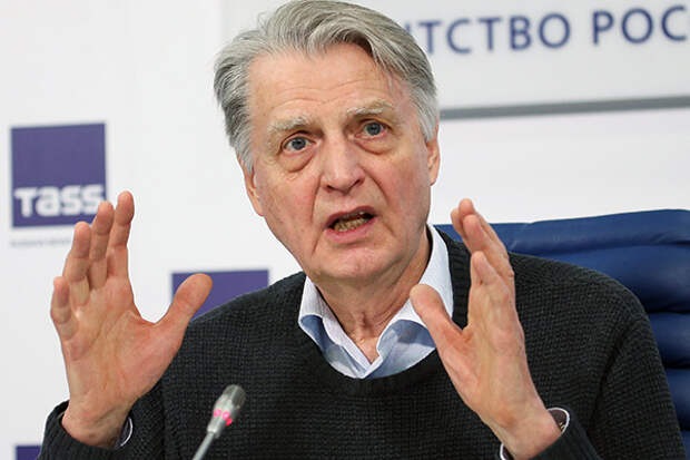 Павел Медведев