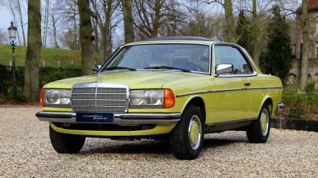 Какой была двухдверная версия Mercedes W123