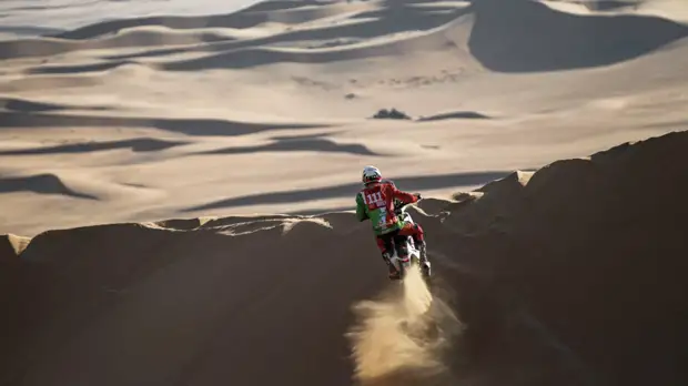 Скончался получивший на ралли «Дакар» травмы французский мотогонщик