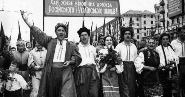 Украина запрещает саму себя