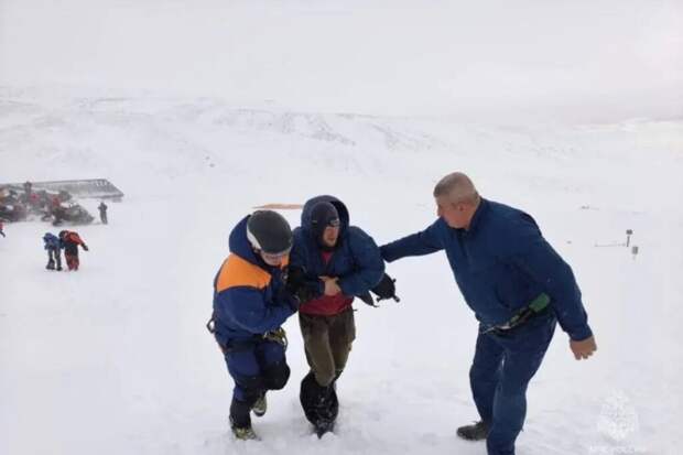 Стало известно о состоянии туристов, спасенных на Камчатке