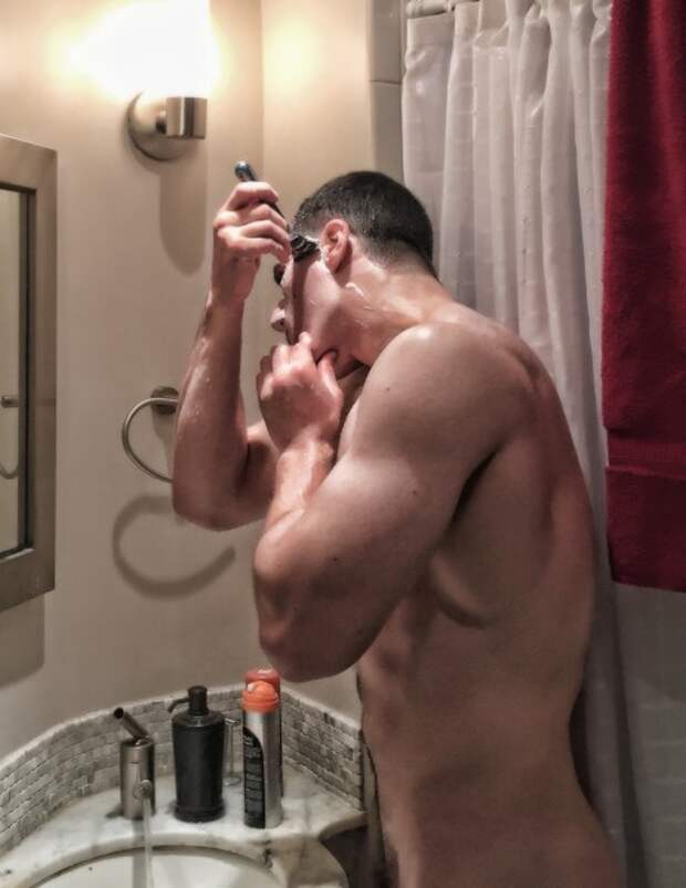 IMG_showerweb.jpg IMG_showerweb.jpg