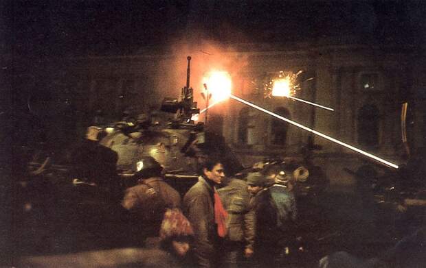 fighting-bucharest-romania-romanian-revolution-revolutia-romana-1989.jpg fighting-bucharest-romania-romanian-revolution-revolutia-romana-1989.jpg