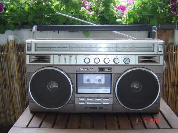 Эпоха кассетных бумбоксов