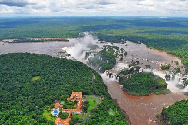 Водопады Игуасу (Аргентина и Бразилия) 