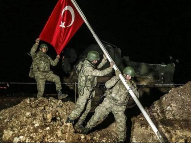 От слов к делу: Турция ввела войска в Сирию. Вмешается ли Россия?