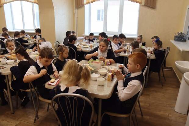 Теперь это будет по системе: школьное питание в Уссурийске оценивают родители учащихся