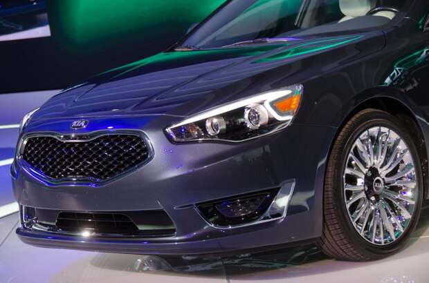 Kia Cadenza (Dave Pinter)