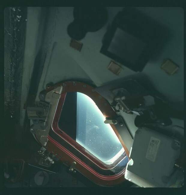 Редкие фотографии Луны от NASA