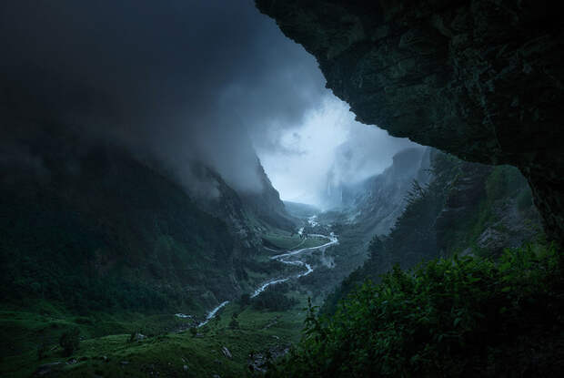 Спуск в Ривенделл. Верхняя Савойя, Франция, 2014 (Фото: Enrico Fossati) конкурс Siena International Photo Award (SIPA), факты, фото