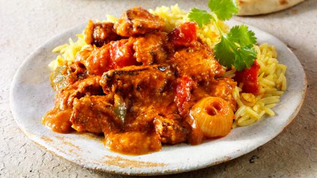 Рис с курицей в духовке: простой рецепт сытного ужина, когда нет сил готовить