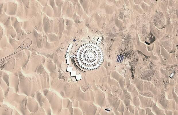 Песчаный Лотос — удивительный отель в пустыне (2)