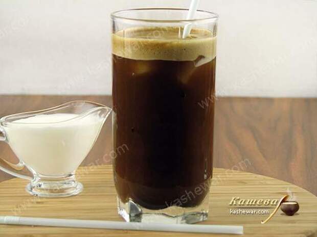 Вариант кофе фраппе на основе Nescafe Gold