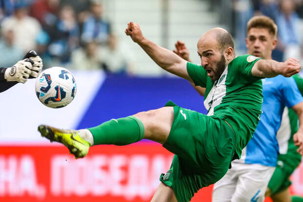 Игрок "Ахмата" Мелкадзе: Черчесов штрафует игроков за опоздания