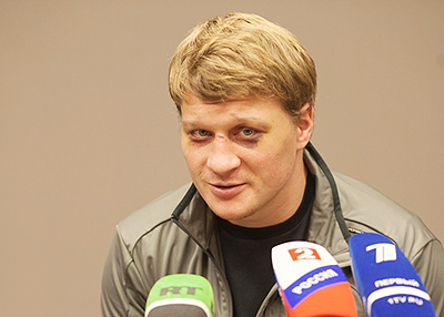 Поветкин заболел коронавирусом за три недели до матч-реванша. Пойдет ли Уайт на перенос? Комментарий Валуева