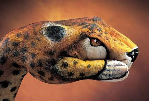 Рисунки на руках леопард