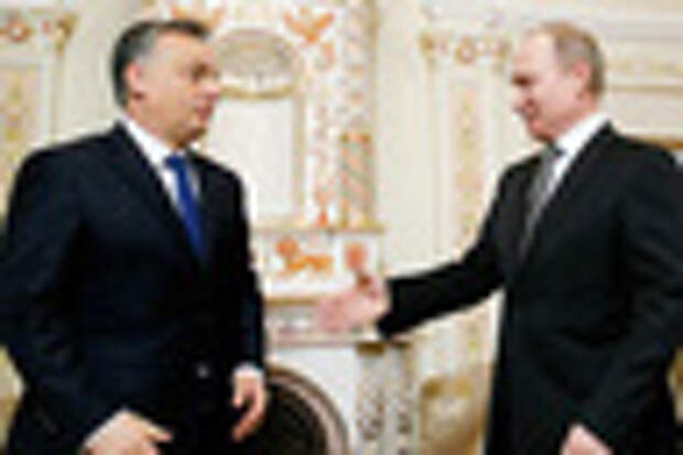 Владимир Путин и президент Венгрии Ласло Шойом на смотровой площадке венгерской столицы, 2006 год