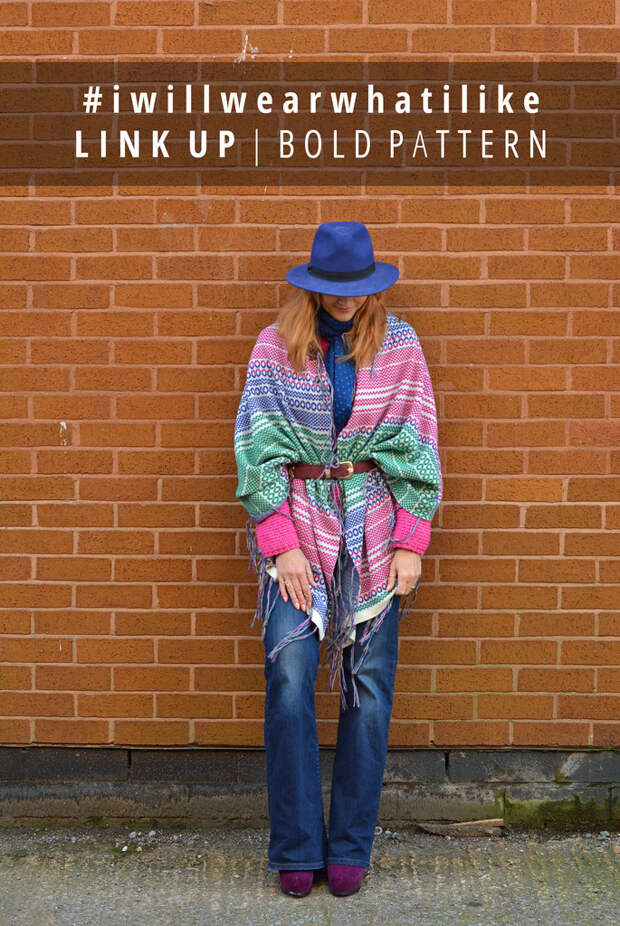 Multi-coloured belted wrap, flared jeans