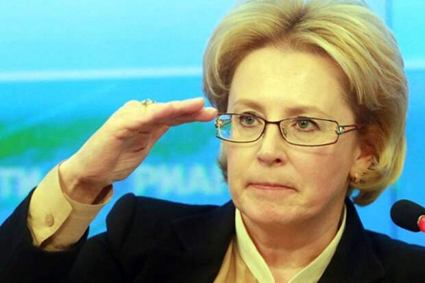 Скворцова заявила о необходимости повысить цены на сладкое и соленое ради здоровья россиян