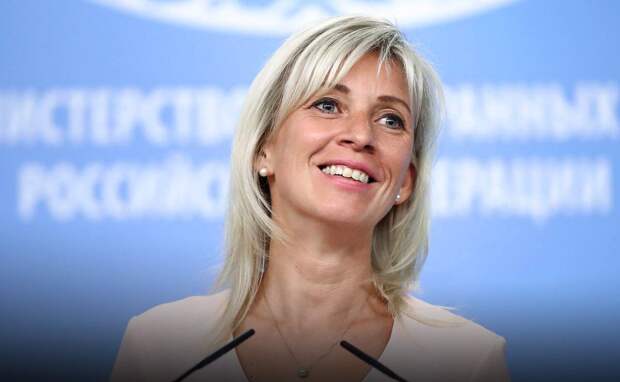 «Он почему-то забывает»: Захарова высмеяла Макрона за слова о «безмозглой лягушке» НАТО