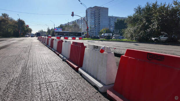 Ремонт дороги Павловского тракта / Фото: администрация Барнаула