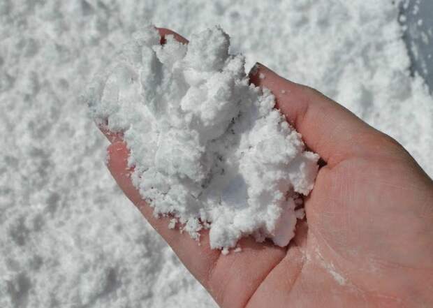 искусвтеный снег/5689873_snow_powder (600x427, 41Kb)