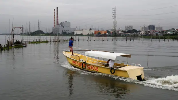 Тайфун «Мангхут» достиг берегов Филиппин