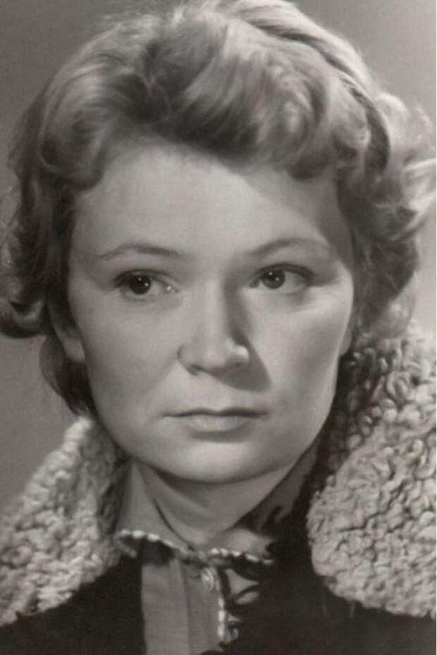 Меньшикова Нина Евгеньевна Народная артистка РСФСР, актриса