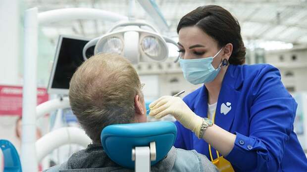 Ортодонт предупредила о скрытых последствиях ударов мячом в лицо