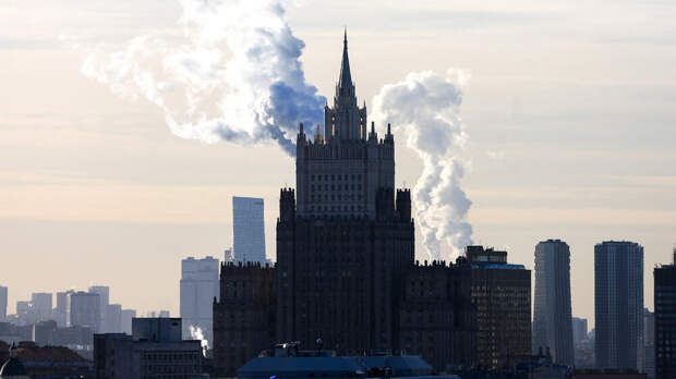 МИД: В бакинском СИЗО остаются под стражей 11 россиян