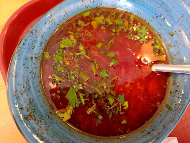 Сколько калорий нужно школьнику: мнение эксперта по питанию из Сочи, который считает, что родители ответственны только за ужин