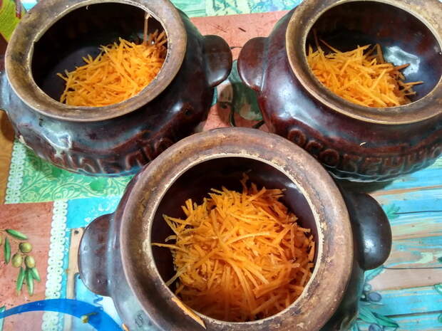 Как вкусно приготовить куриные сердечки? Рецепт в горшочках с нотками азиатской кухни