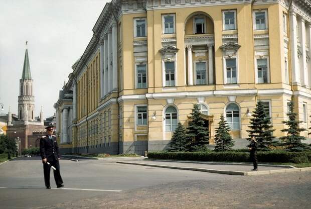 Фоторепортаж из СССР полувековой давности. Советская жизнь в объективе Джона Шульца Фоторепортаж из СССР полувековой давности. Советская жизнь в объективе Джона Шульца