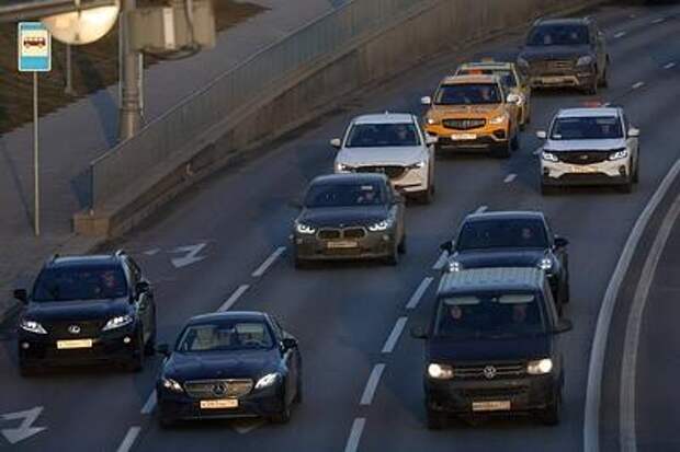 Проезд по платной магистрали от Краснодара до Крымского моста стал дороже,  что выбирают водители