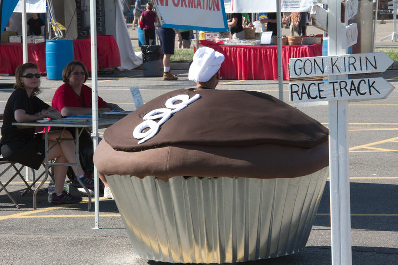 A Hostess cupcake, out on a drive.