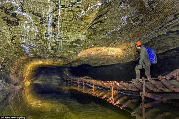 Психоделическая пещера пещера, путешествия, экзотика
