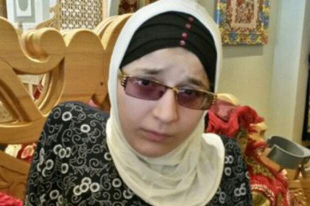 СМИ: в Киргизии умерла «сиамская близняшка» Зита Резаханова