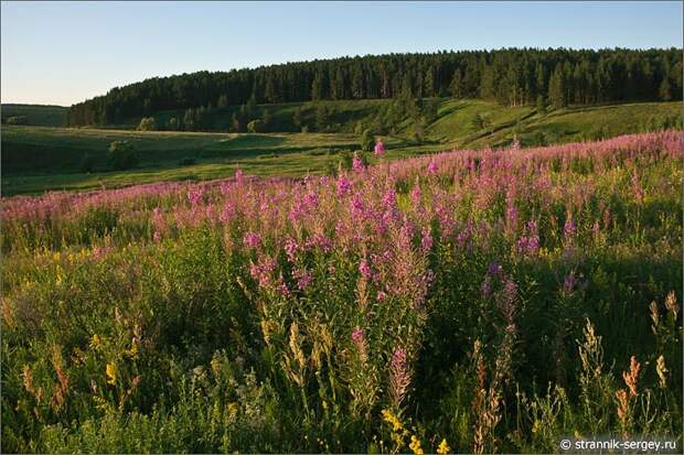 лунный пейзаж холм река