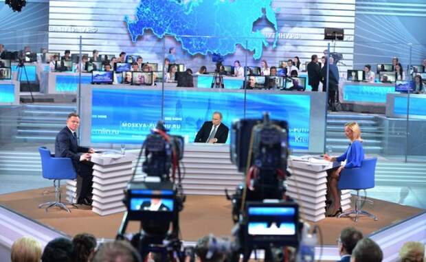 Самый смешной вопрос Путину на Прямой линии уже оброс анекдотами в соцсетях Самый смешной вопрос Путину на Прямой линии уже оброс анекдотами в соцсетях