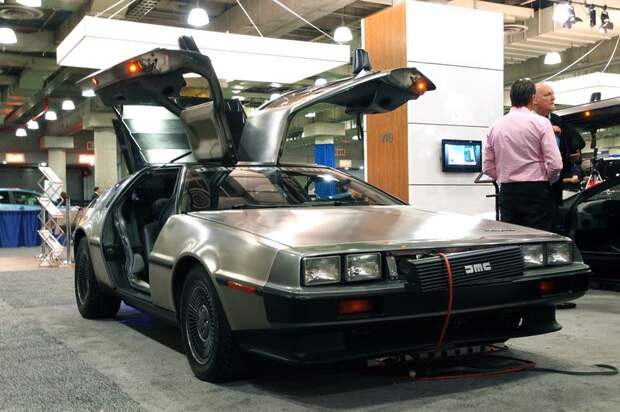 Электрический Delorean оценили в 95000$ (20 фото+видео) Электрический Delorean оценили в 95000$ (20 фото+видео)