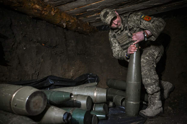 Военный эксперт оценил планы Запада создать военный блок с Украиной