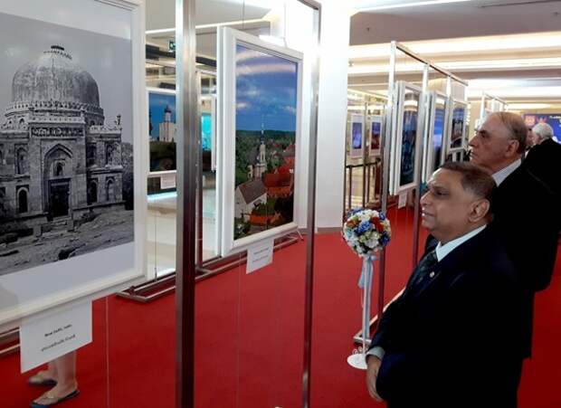 Фотовыставка Медведева открылась в Таиланде