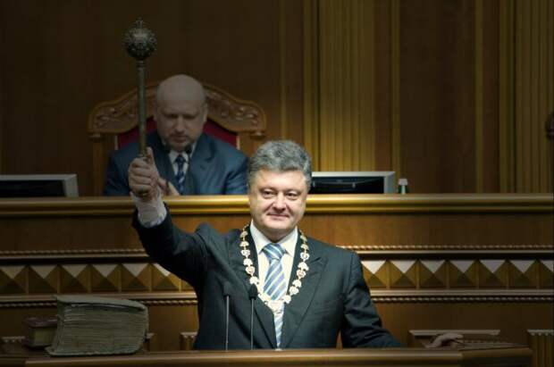 Власть Порошенко держится на санкциях