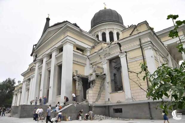 Бесов корежит: В Одессе призывают избавиться от главного собора, как от «ФСБшного мусора»