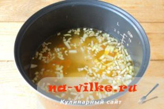 Куриный суп с овсянкой в мультиварке