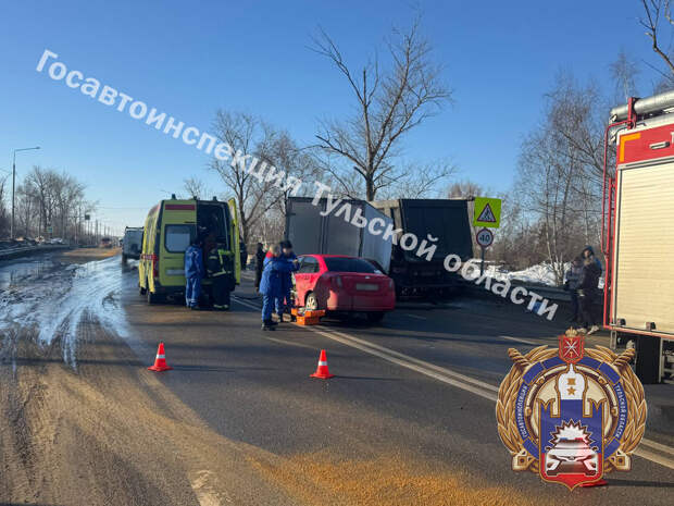 14-летняя девочка пострадала в тройном ДТП на трассе М-4 в Тульской области