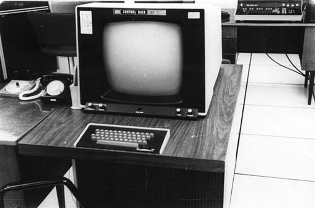 Видеотерминал машины CDC Cyber 170. Вычислительный центр Академии Наук на Менделеевской линии в Ленинграде