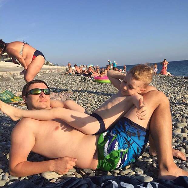 Ты еще на голову мне сядь) внезапно, задний план, прикол