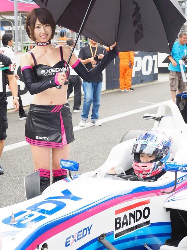 Девушки Super Formula 2018 (Motegi)