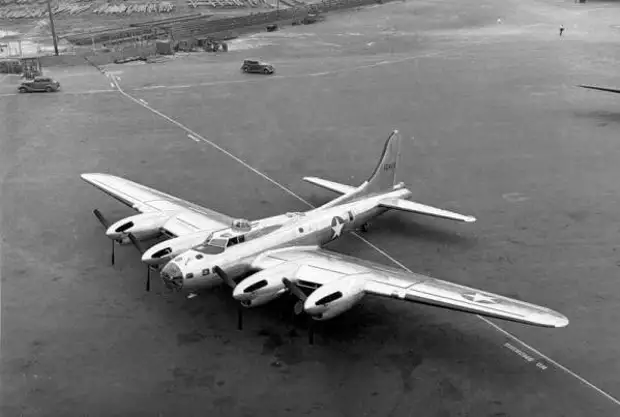 LockheedVegaXB-38.jpg